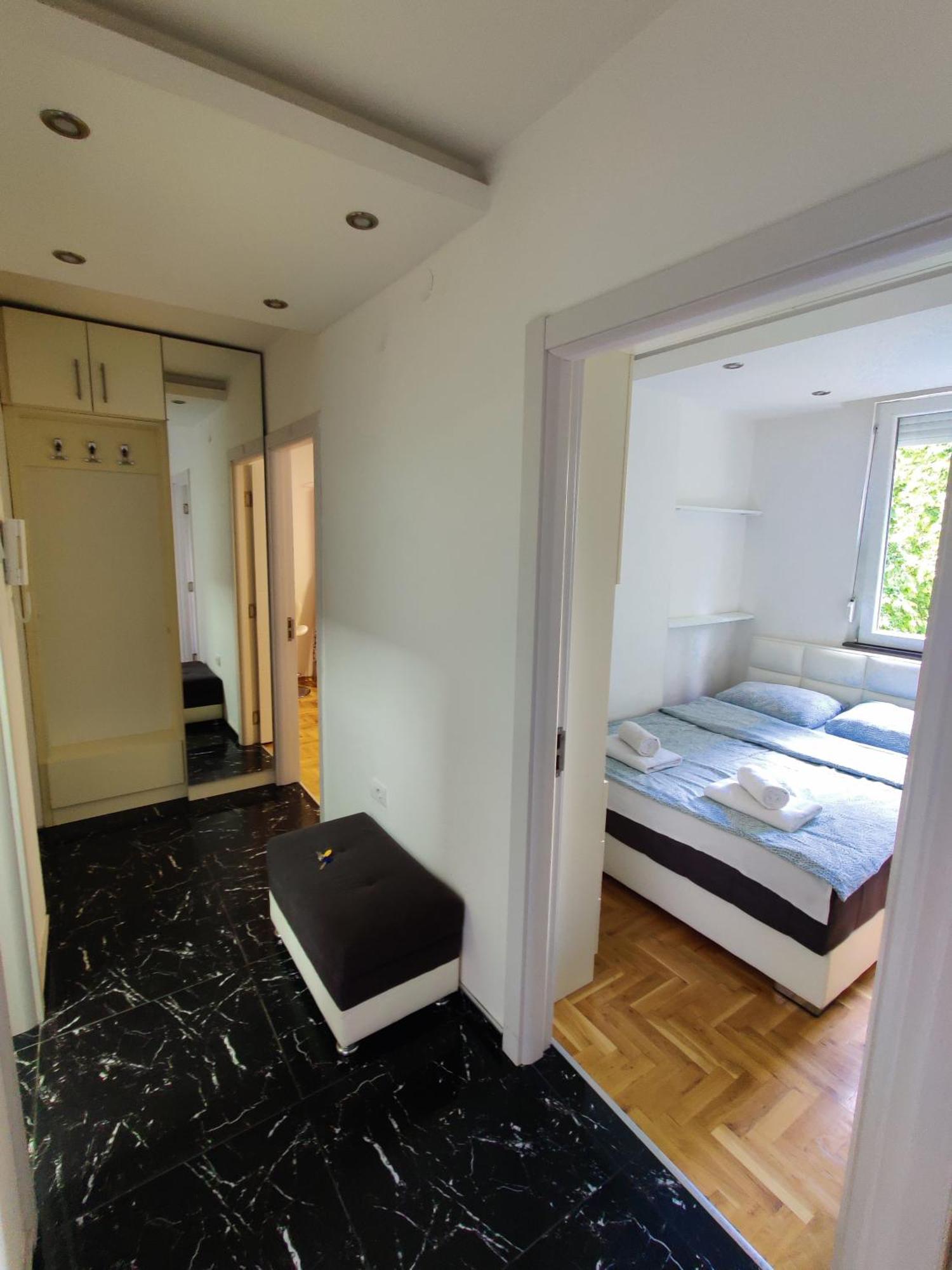 Ana Apartment Novi Sad Luaran gambar